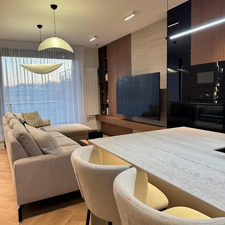 Luxury Penthouse With Large Terrace *