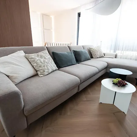 Luxury Penthouse With Large Terrace *