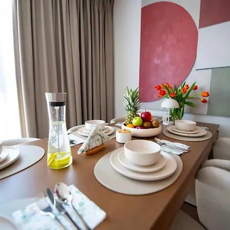 Luxury Penthouse With 55m2 Terrace, Ac And Parking Apartamento